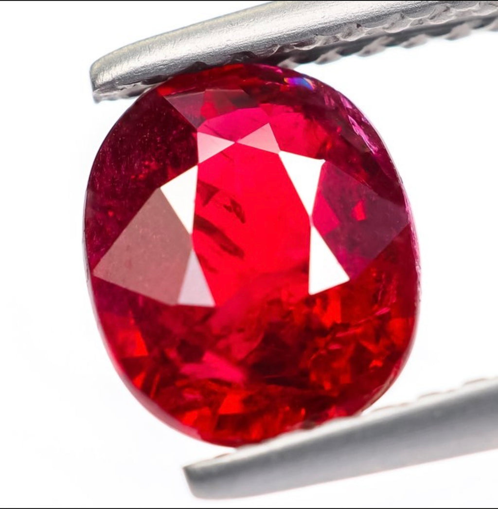 Natural Ruby Oval 1.49 ct – Pigeon Blood, No Heat, photo 2