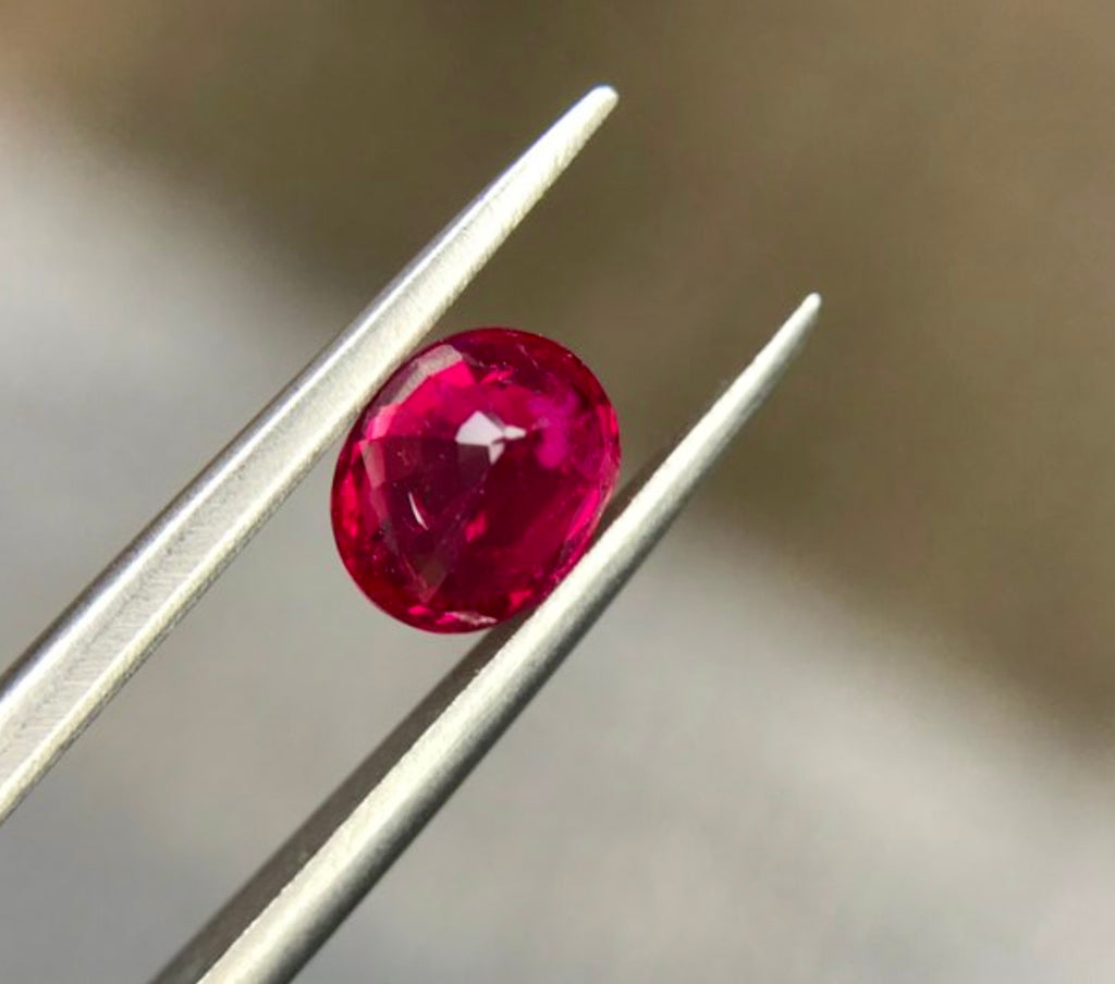 Natural Ruby Oval 1.03 ct – Pigeon's Blood, No Heat, photo 3