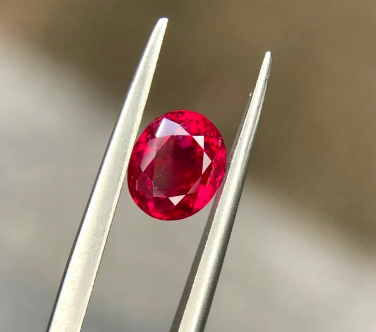 Natural Ruby Oval 1.03 ct – Pigeon's Blood, No Heat, photo 5