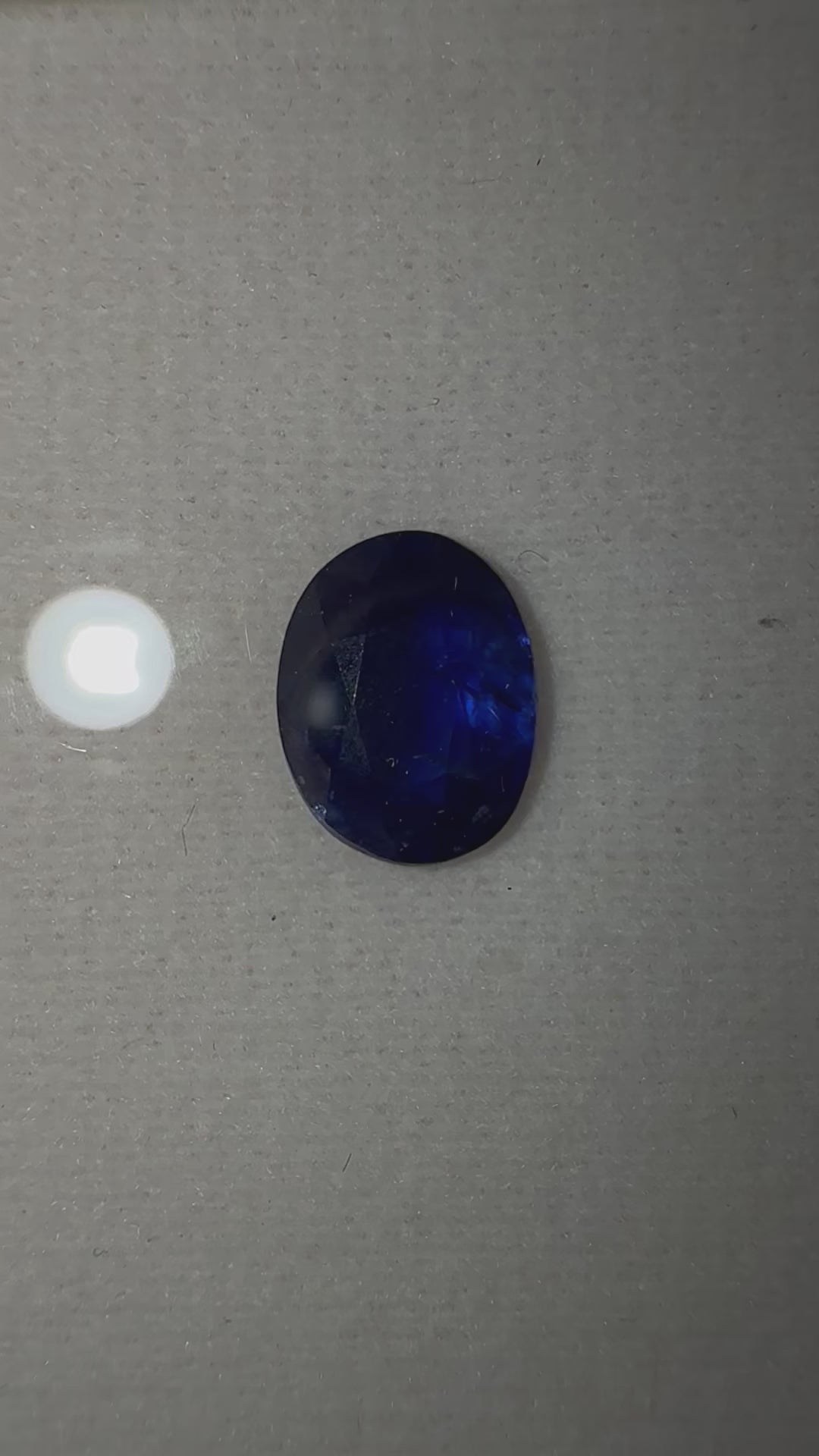 Video of Natural Blue Sapphire Oval 2.19 ct – Royal Blue, No Heat (2)
