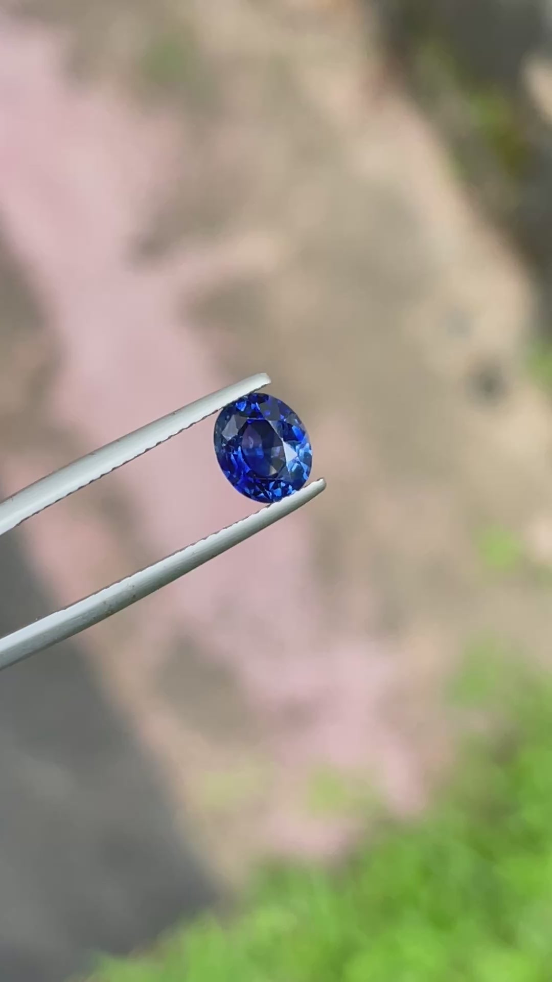 Video of Natural Blue Sapphire Oval 1.63 ct – Royal Blue, No Heat