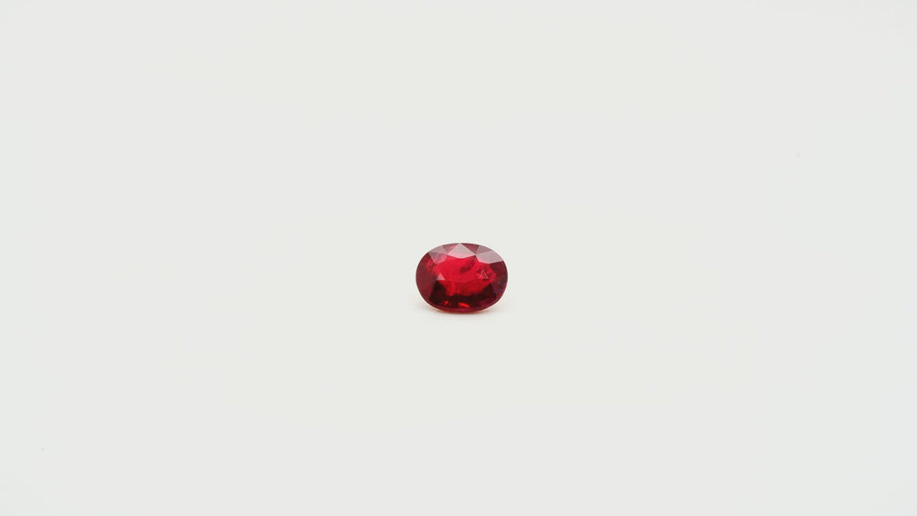 Video of Natural Ruby Oval 1.49 ct – Pigeon Blood, No Heat