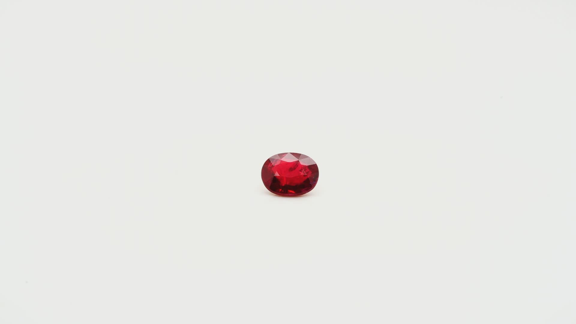 Video of Natural Ruby Oval 1.49 ct – Pigeon Blood, No Heat
